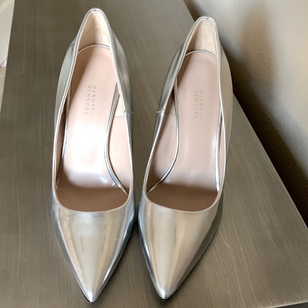 Barneys New York Silver Pumps Size 7. Brand new.